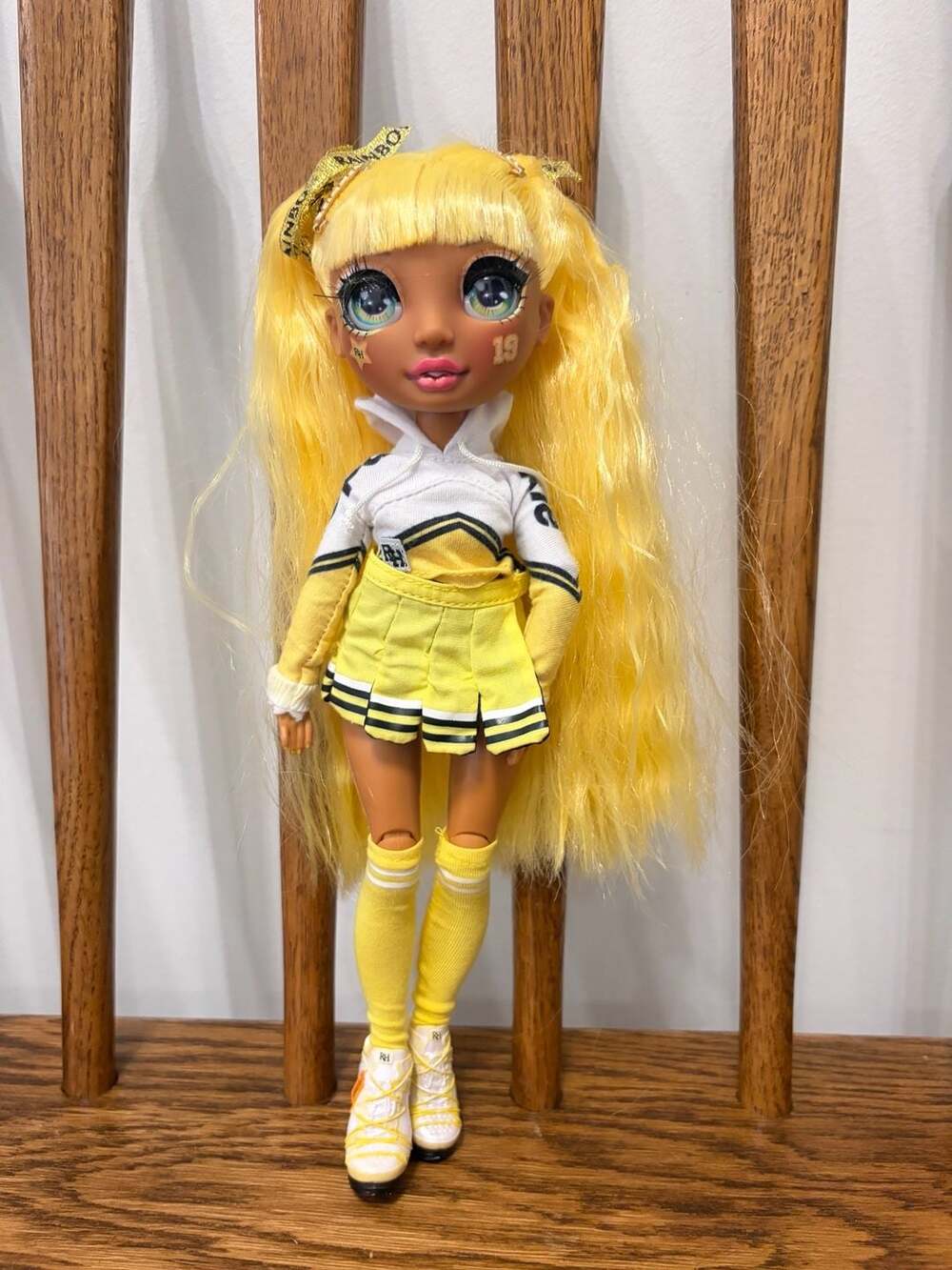 Rainbow High Sunny Madison Cheerleader Fashion Doll